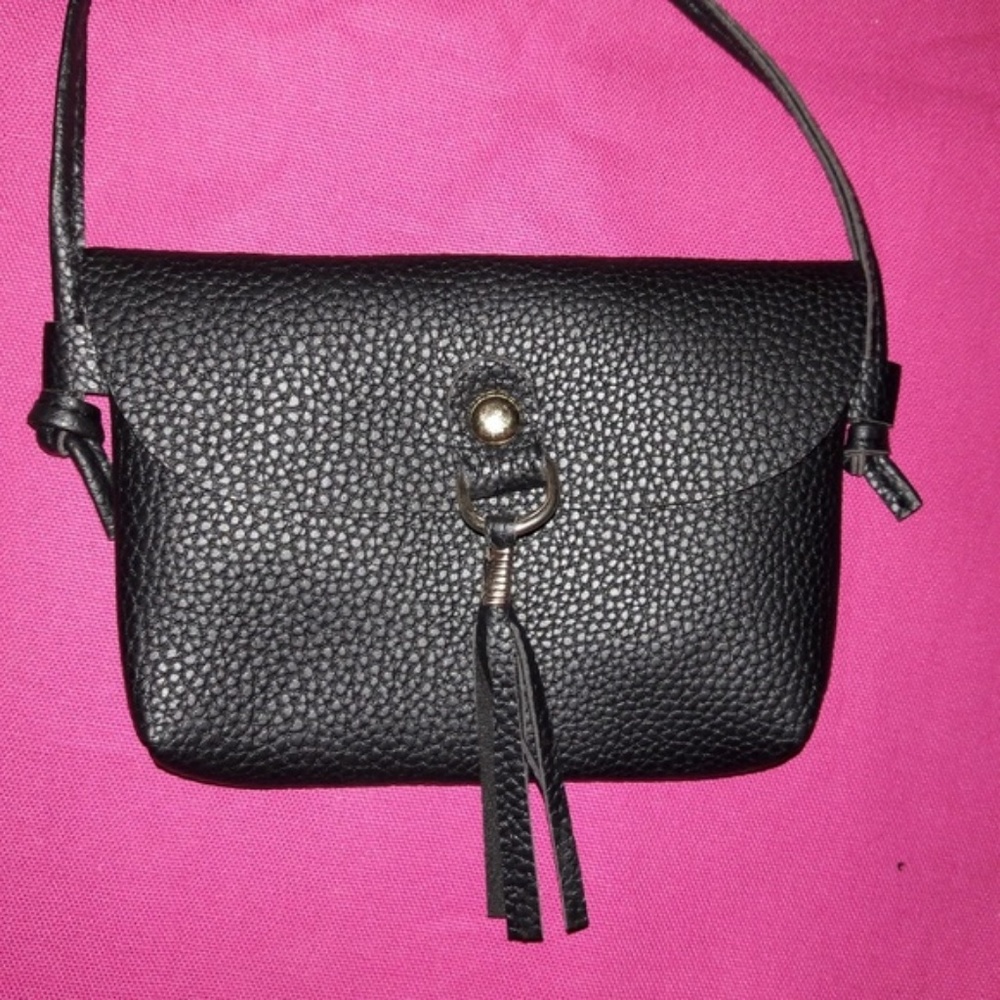 Black Vegan Leather Cross Body Tassel Purse - Picture 4 of 7